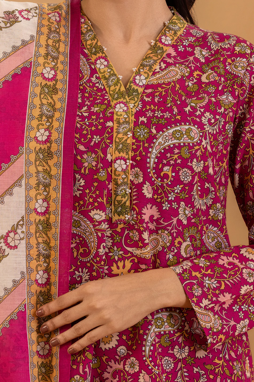 Kurta Dupatta Trouser - 2785 - Image 6