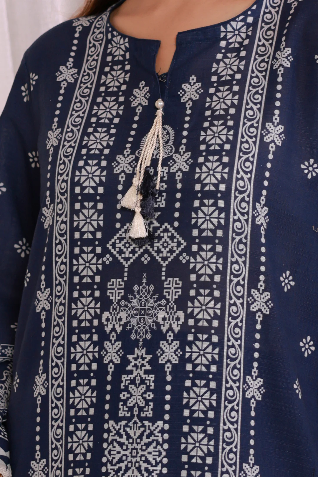 Kurta Dupatta Trouser - 2786 - Image 7