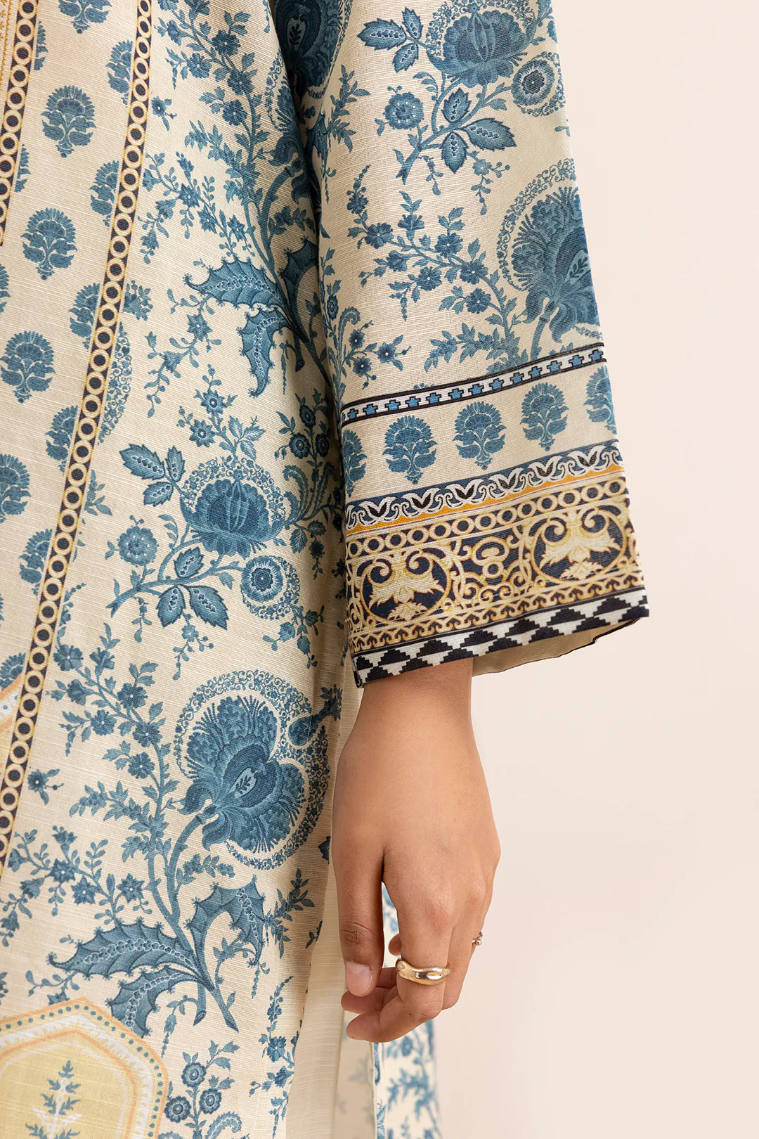 Kurta Dupatta Trouser - 2871 - Image 7