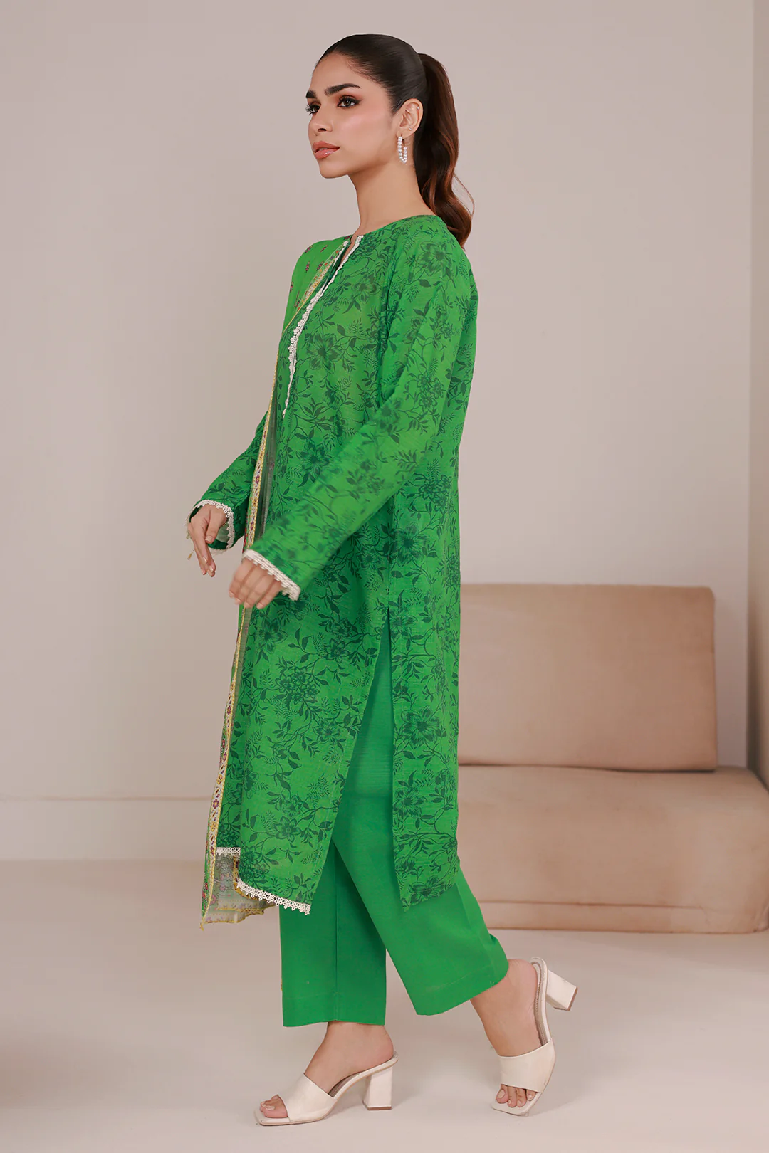 Kurta Dupatta Trouser - 2874 - Image 3