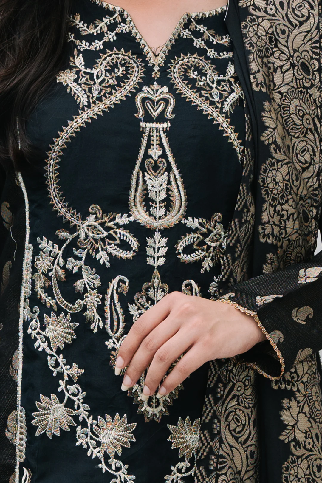 Embroidered Kurta Dupatta Trouser - 3256 - Image 4