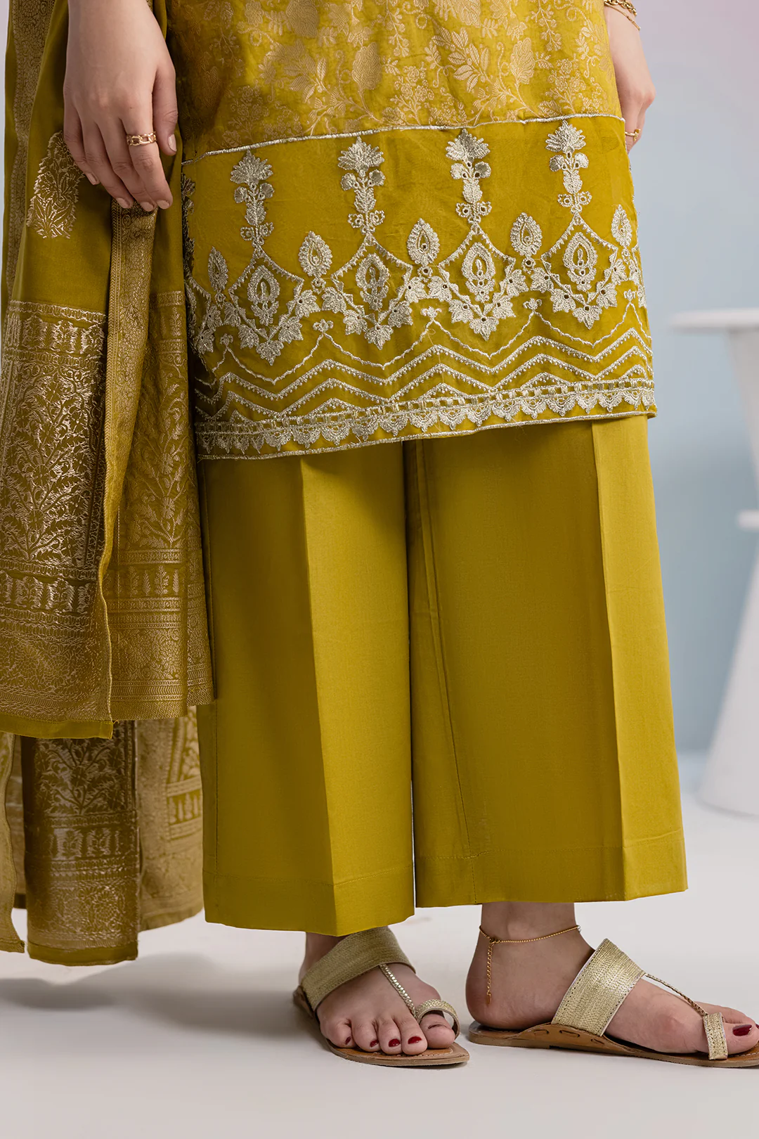 Embroidered Kurta Dupatta Trouser - 3258 - Image 5