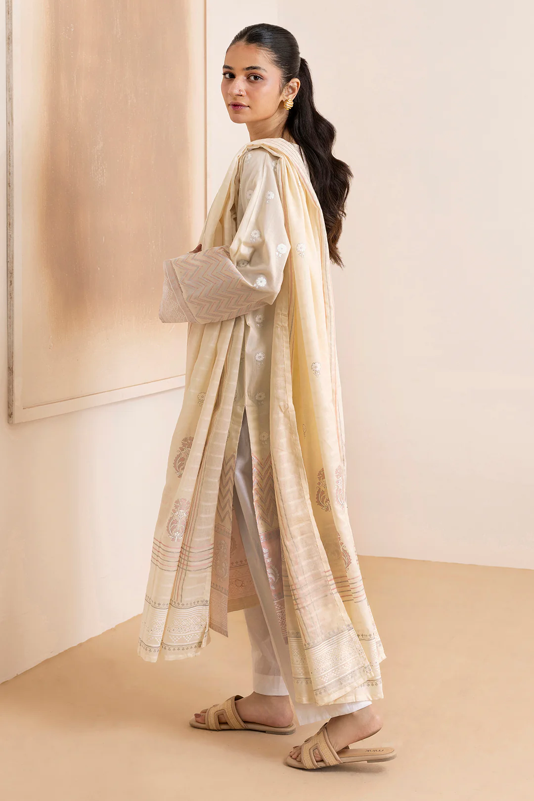 Embroidered Kurta Dupatta - 0656 - Image 9