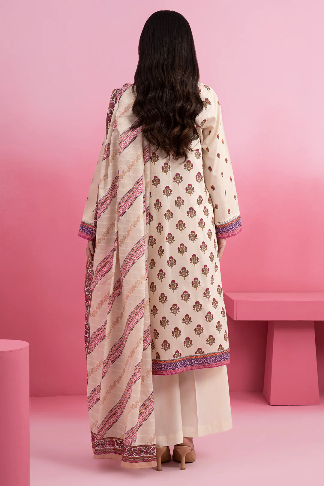 Embroidered Kurta Dupatta - 2820 - Image 7