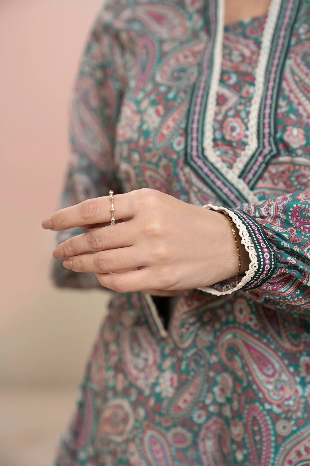 Kurta Dupatta - 3268 - Image 4