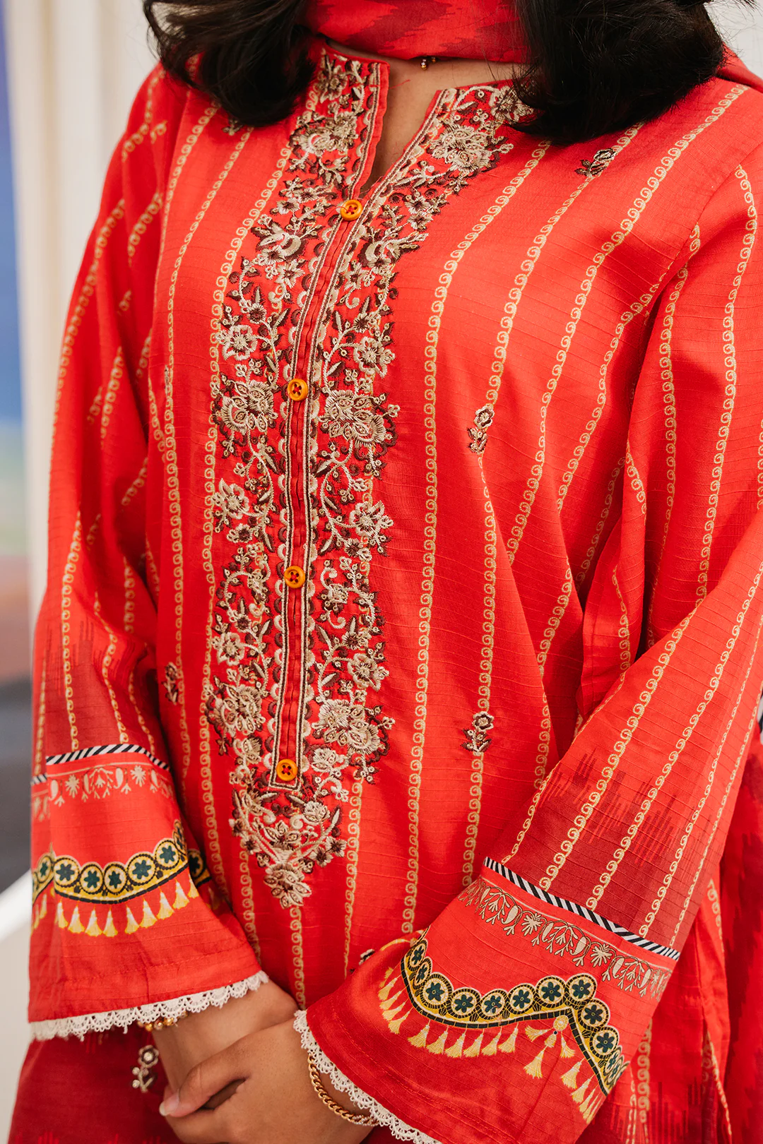 Embroidered Kurta Dupatta - 1904 - Image 4