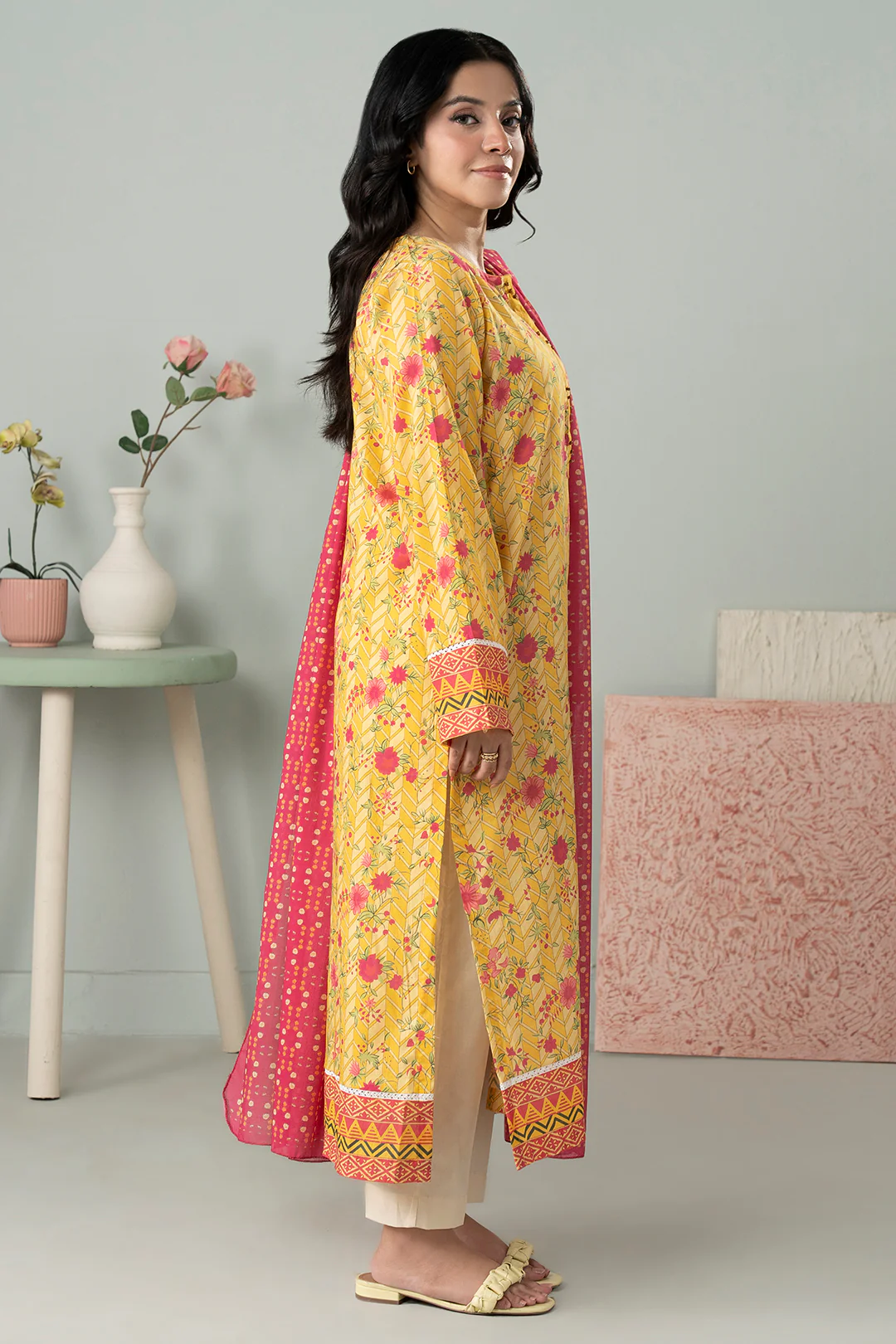 Kurta Dupatta - 1550 - Image 5