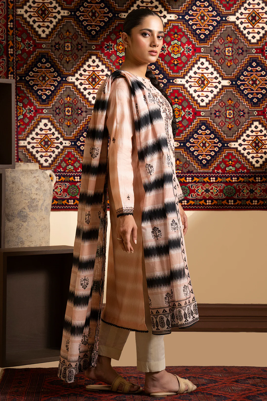Embroidered Kurta Dupatta - 1668 - Image 6