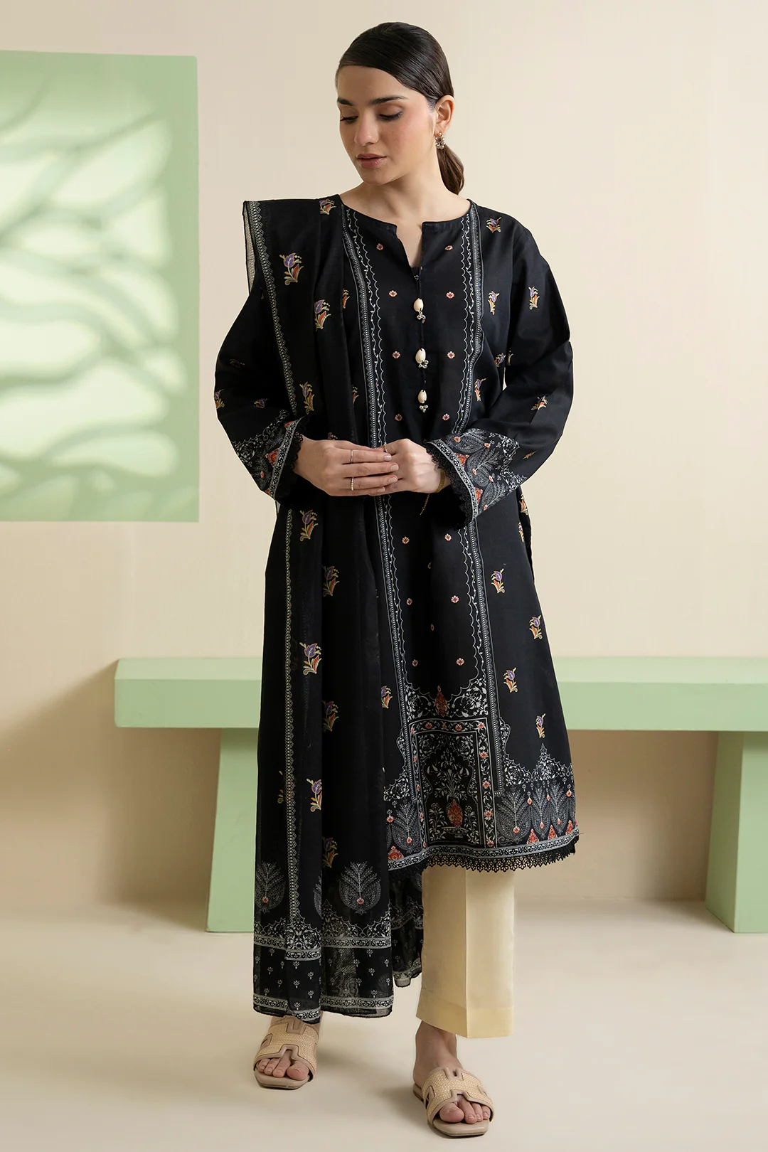 Kurta Dupatta - 2006 - Image 2