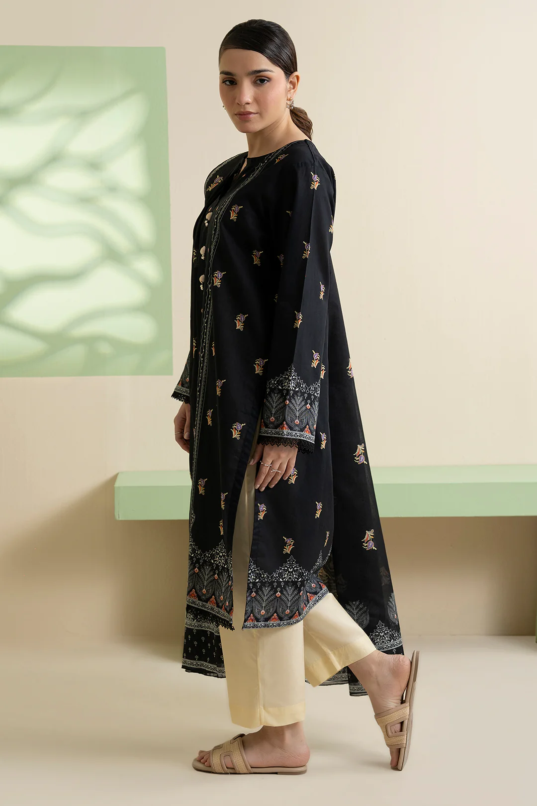 Kurta Dupatta - 2006 - Image 6