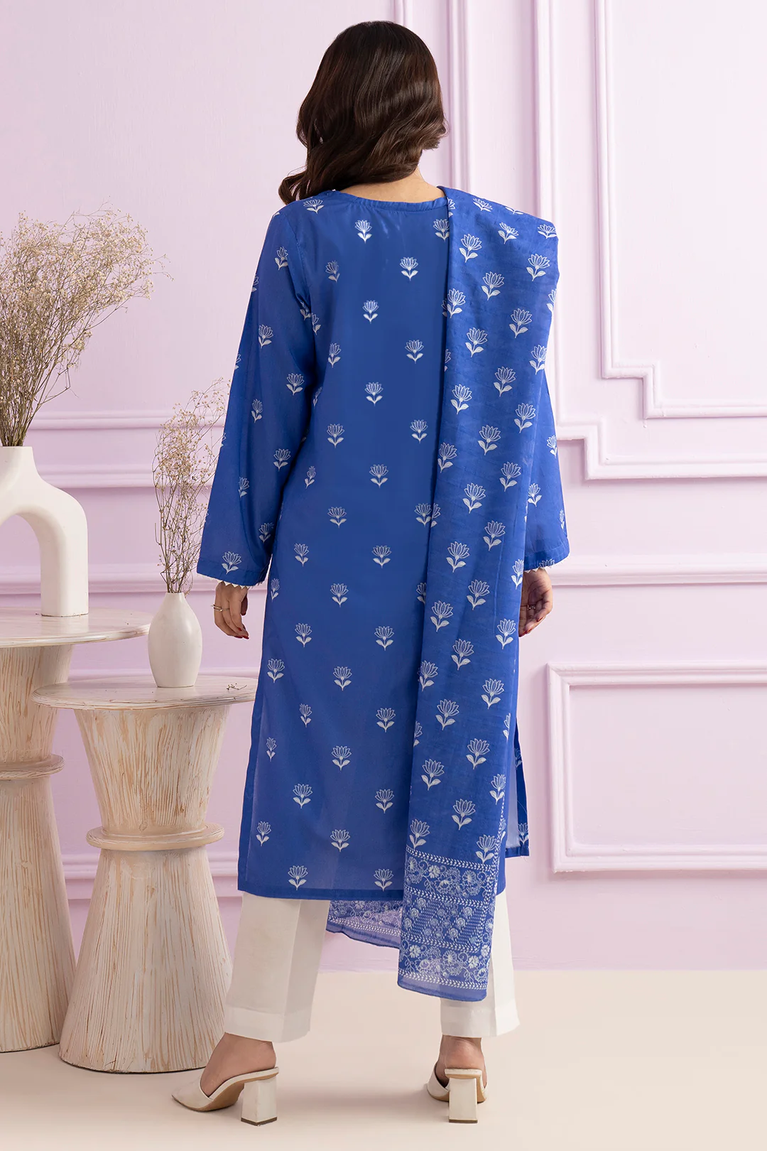 Embroidered Kurta Dupatta - 2040 - Image 5