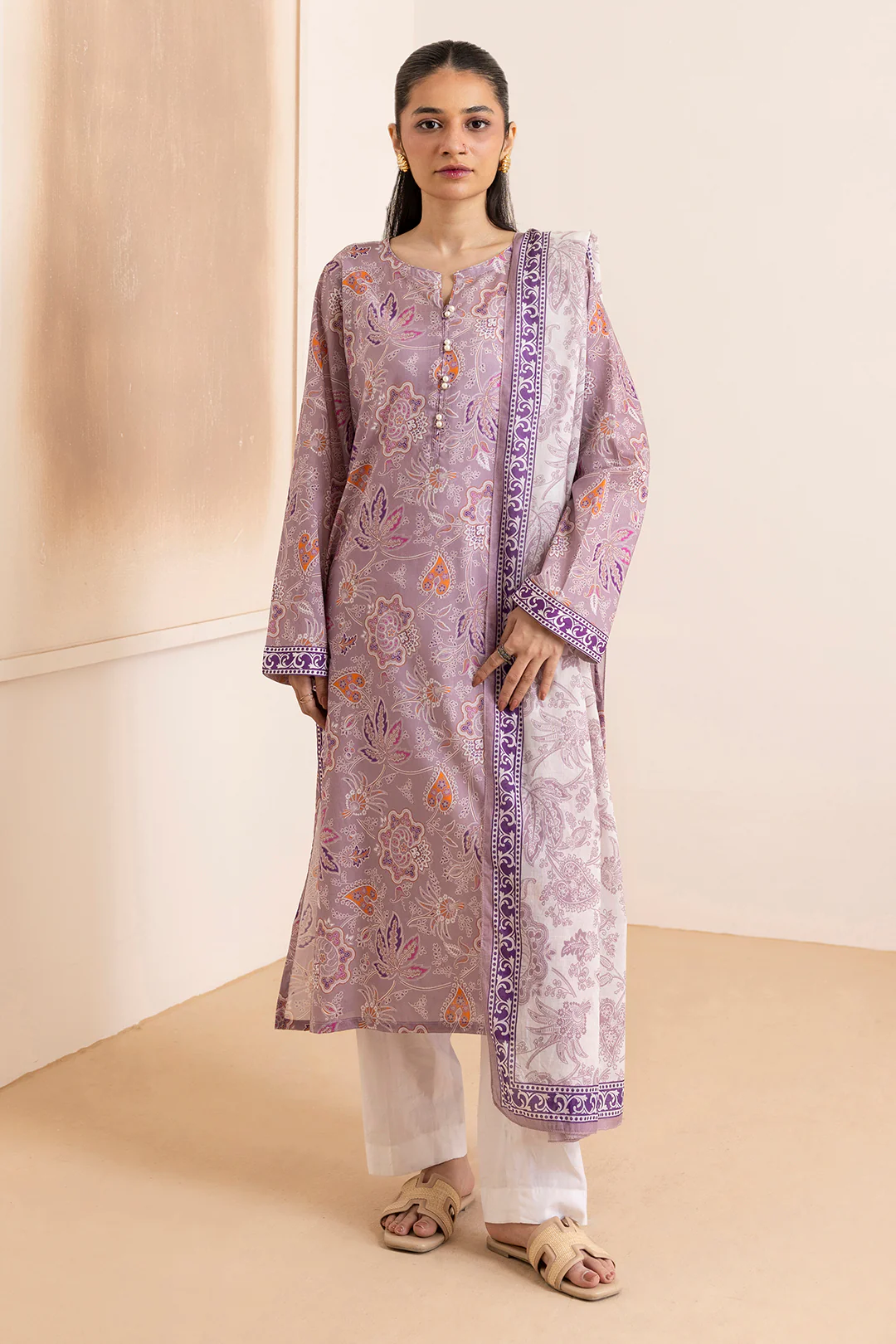 Kurta Dupatta - 1936 - Image 4