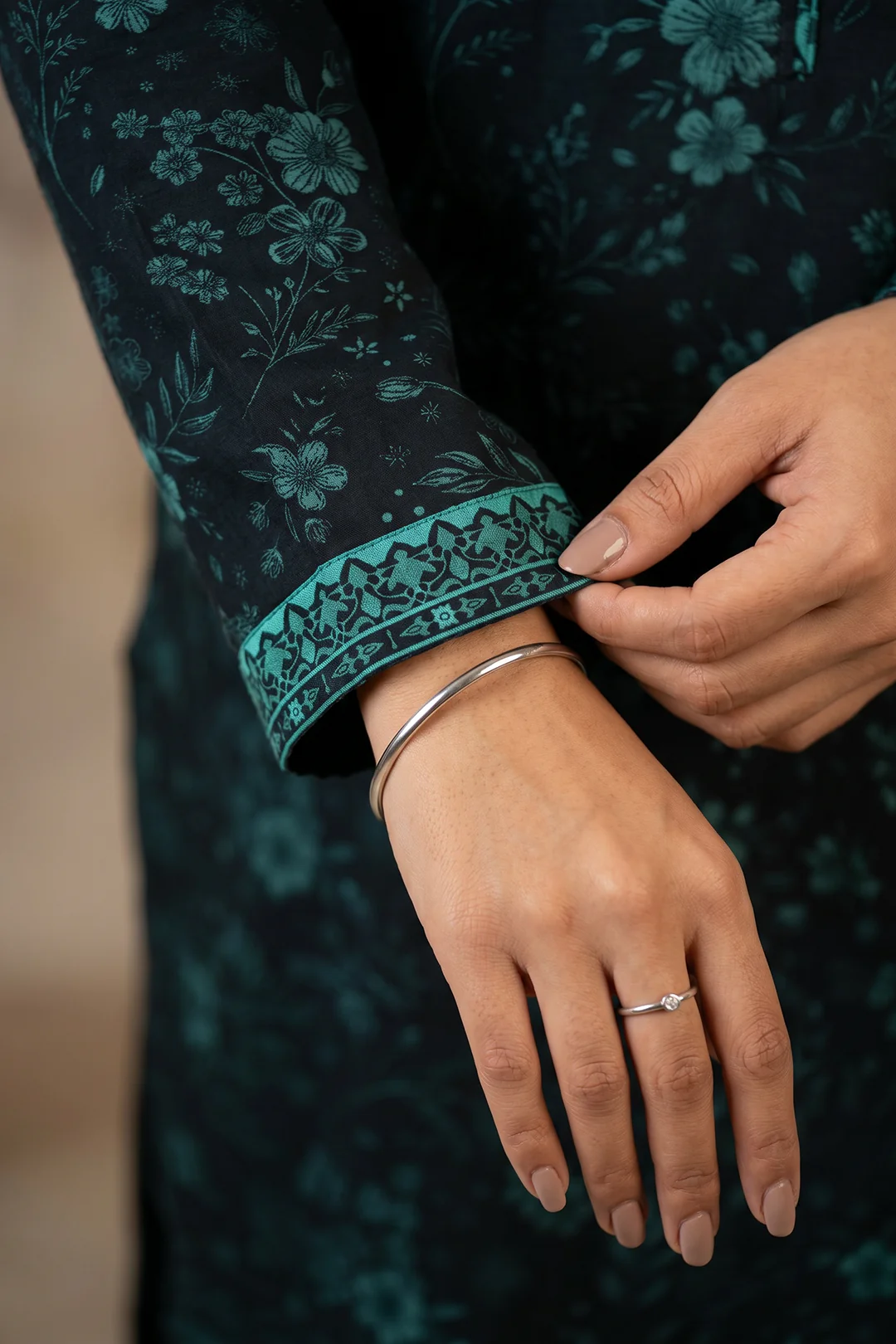 Kurta Dupatta - 2396 - Image 5