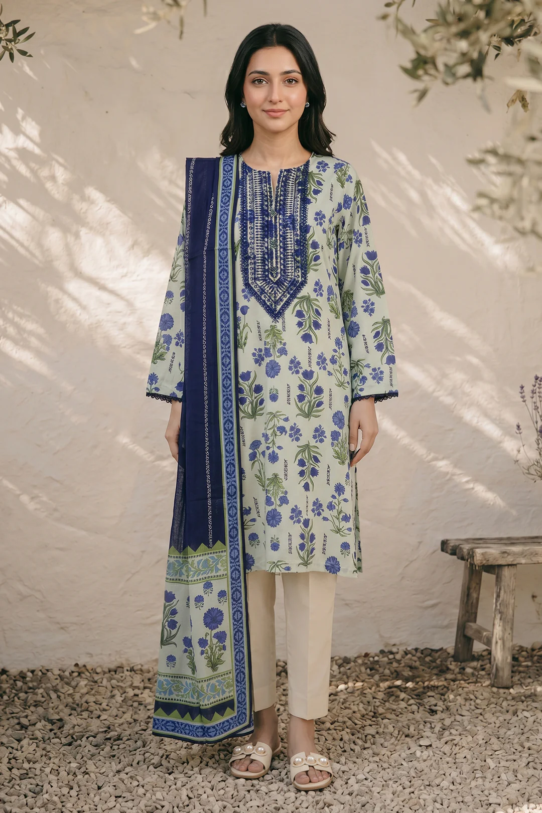 Embroidered Kurta Dupatta - 2421 - Image 3