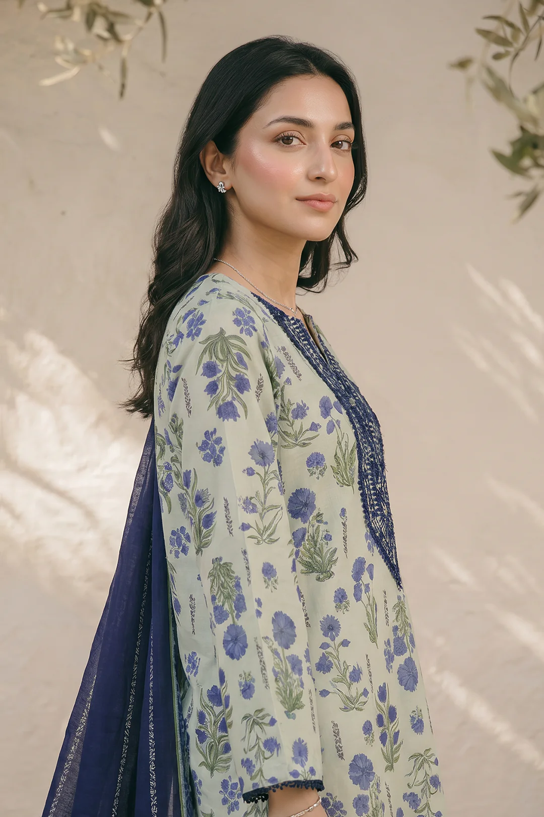 Embroidered Kurta Dupatta - 2421 - Image 5