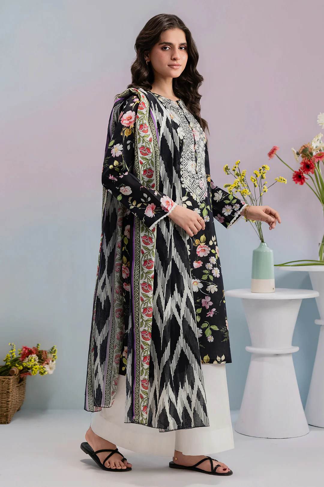 Embroidered Kurta Dupatta - 2433 - Image 2