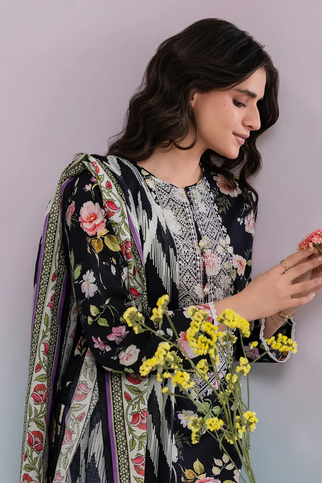 Embroidered Kurta Dupatta - 2433 - Image 5