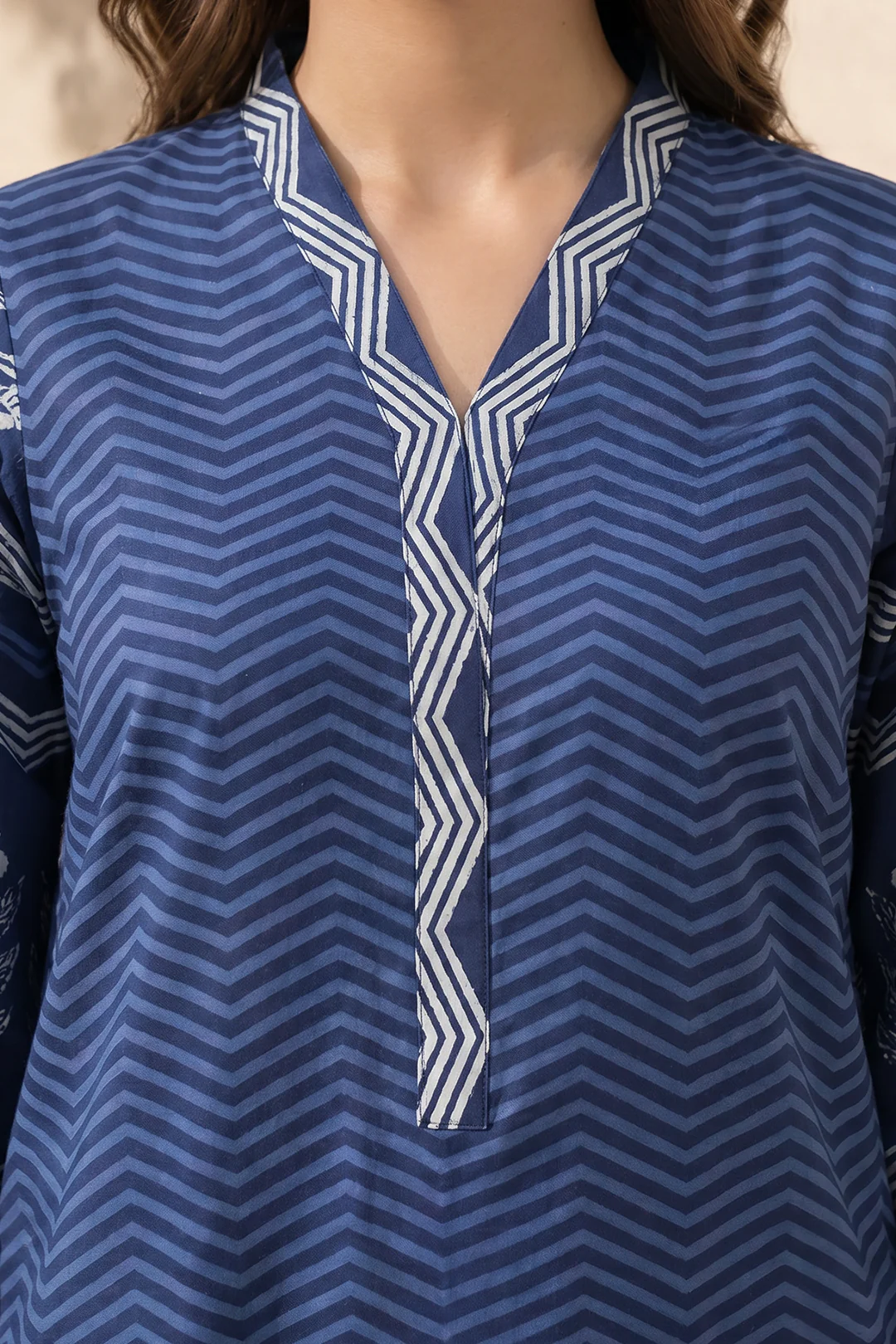 Kurta Dupatta - 2650 - Image 3