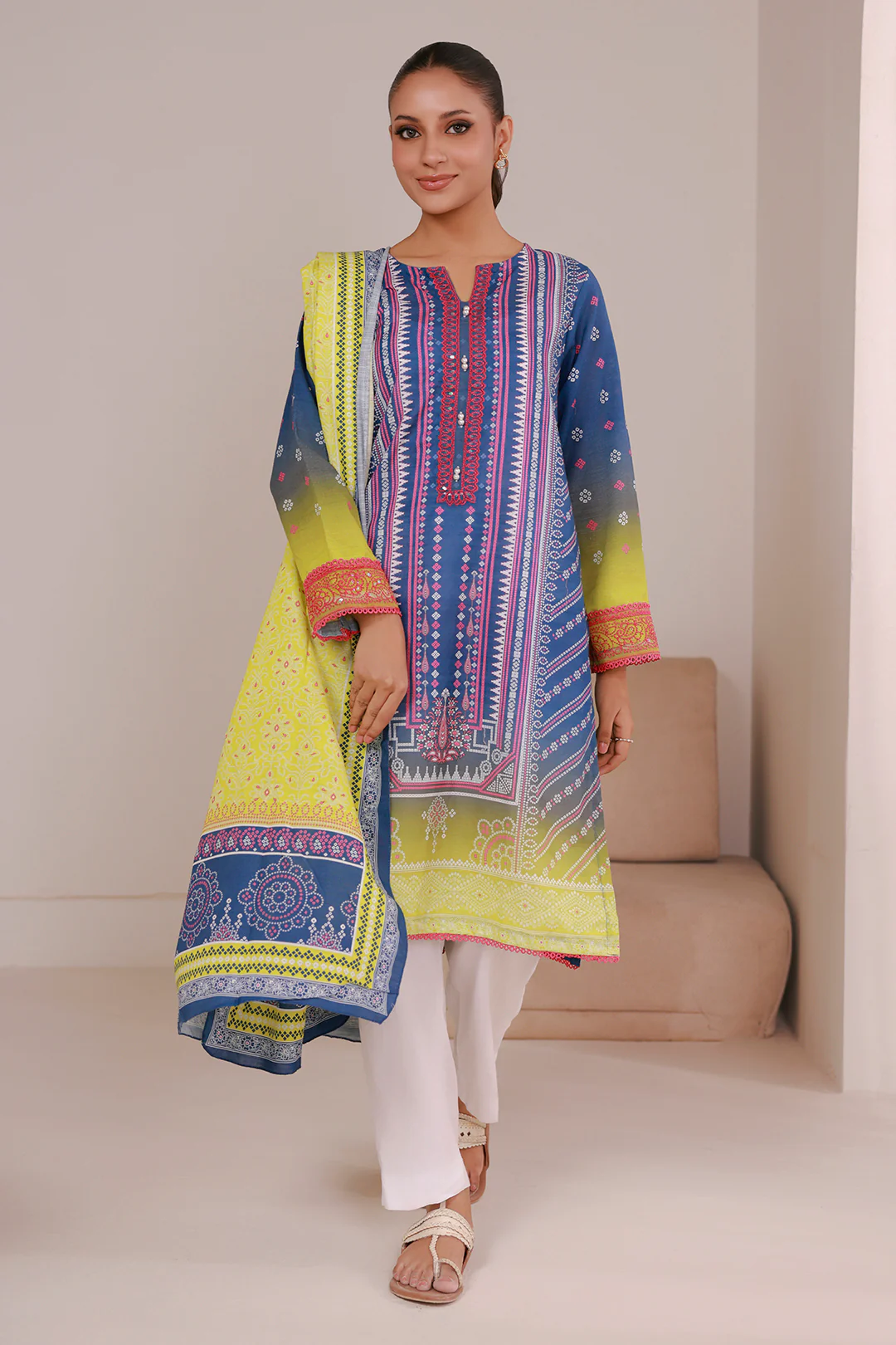Embroidered Kurta Dupatta - 2936 - Image 7