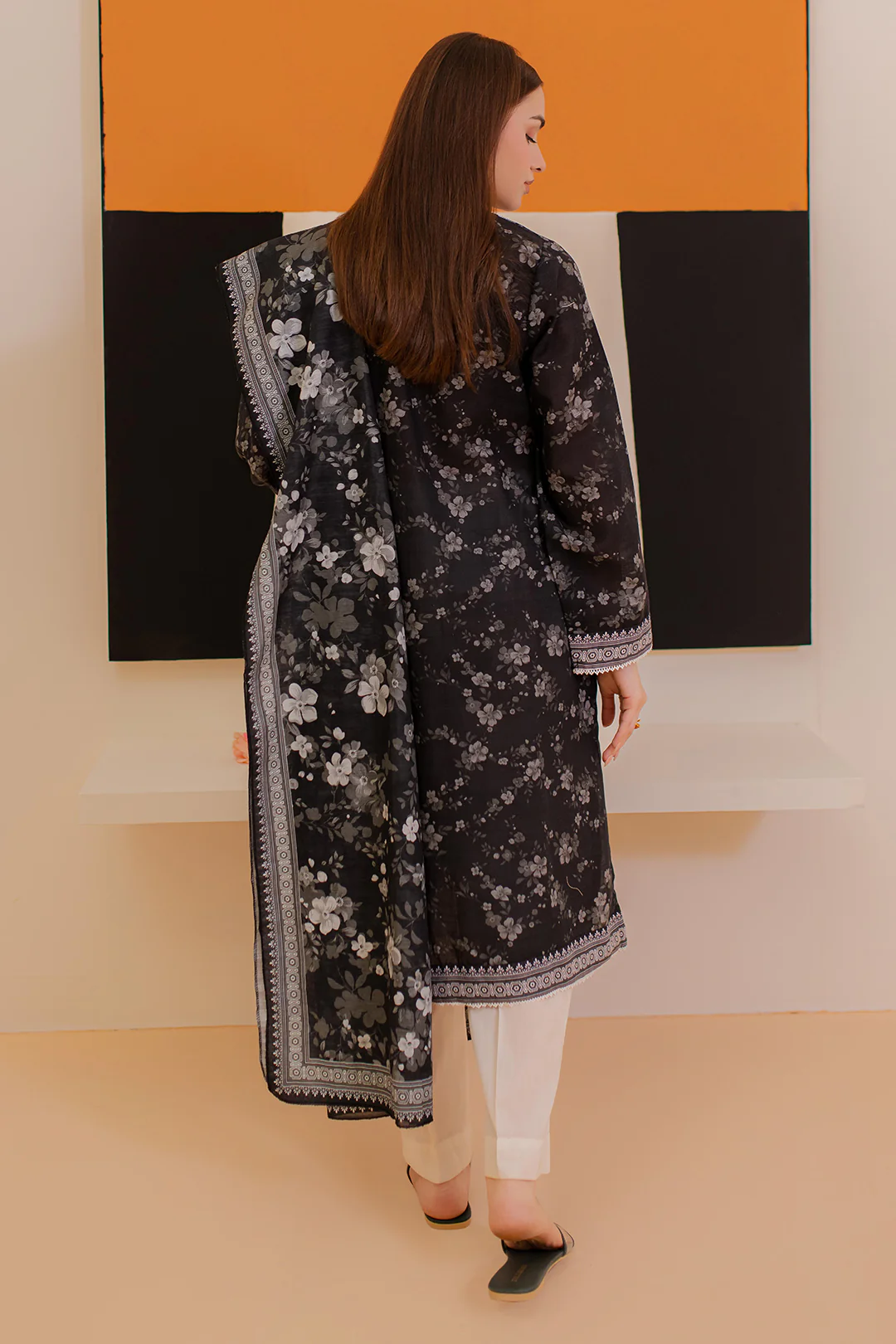 Embroidered Kurta Dupatta - 2995 - Image 5