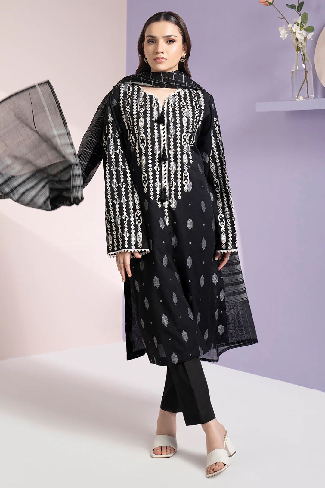 Embroidered Kurta Dupatta - 3349