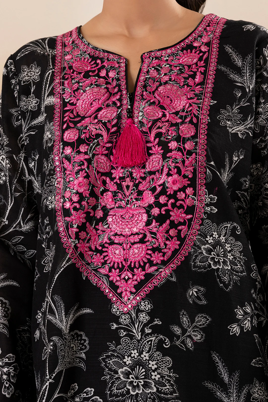 Embroidered Kurta Dupatta - 2771 - Image 5