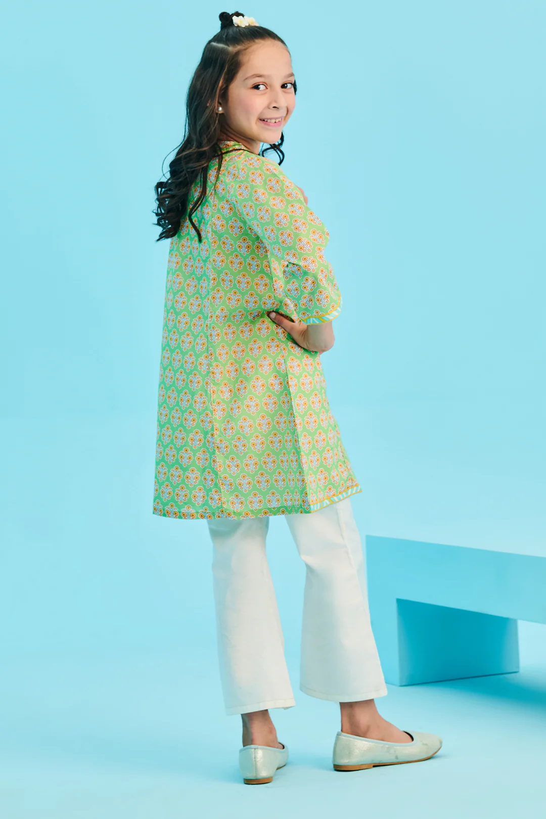 Embroidered Kurta - 1401 - Image 4