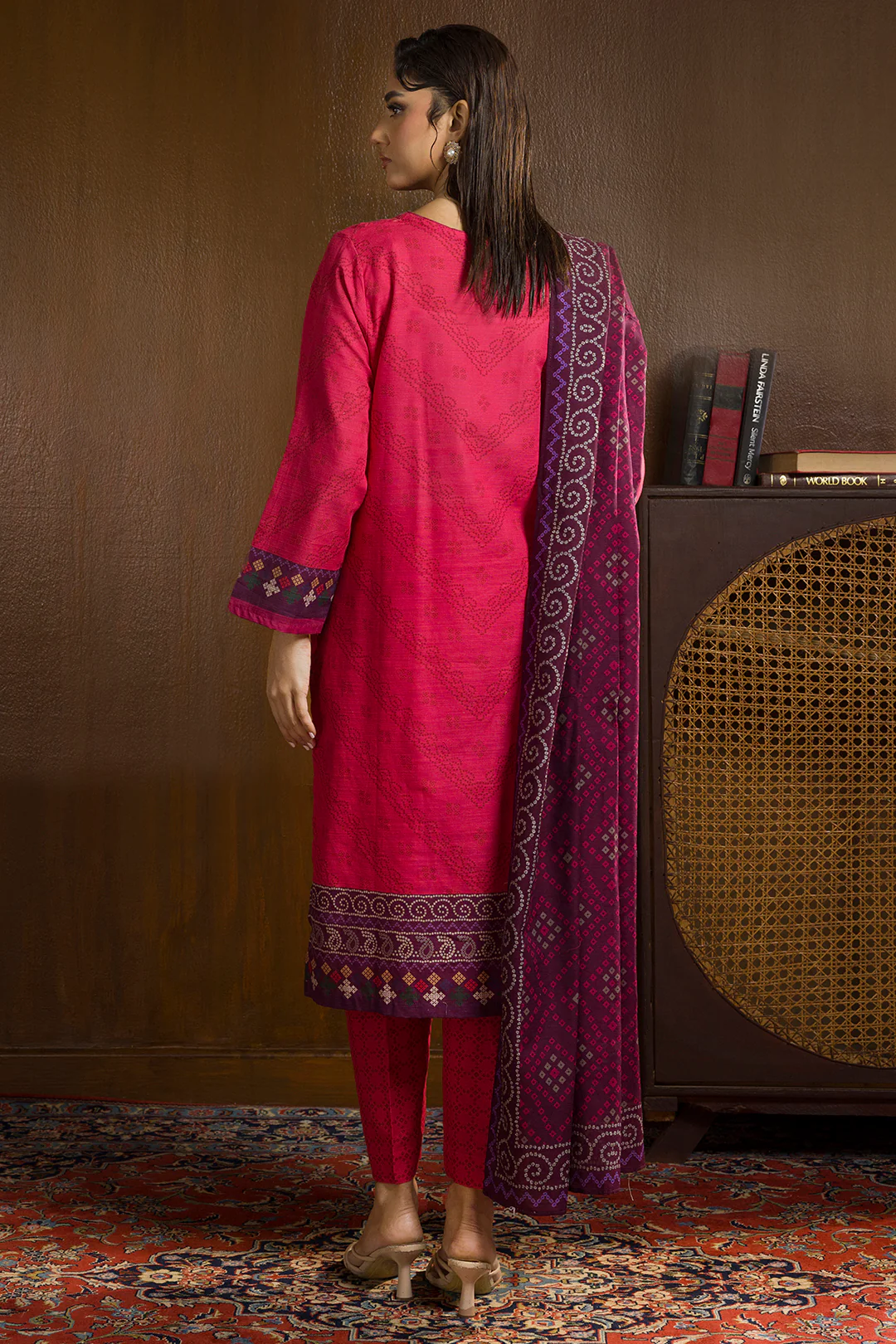 Kurta Shawl Trouser - 3007 - Image 9