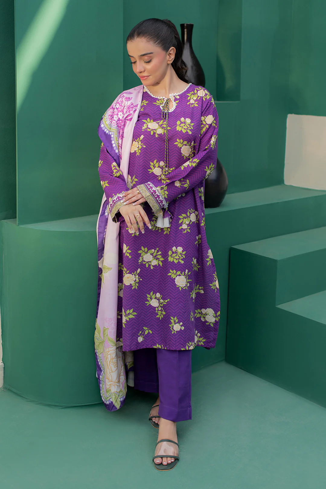 Kurta Shawl Trouser - 3010 - Image 5