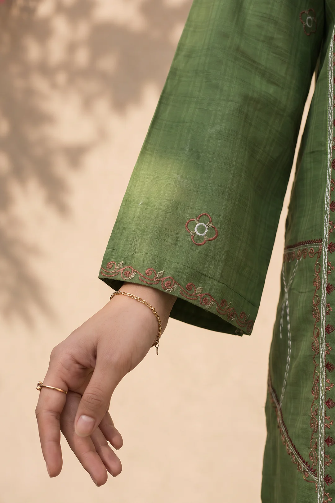 Embroidered Kurta Shawl Trouser - 2532 - Image 3