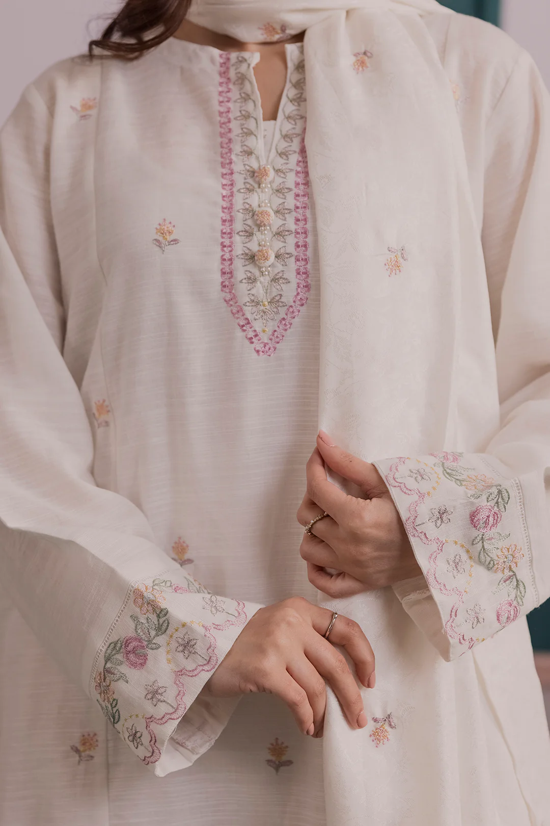Embroidered Kurta Shawl Trouser - 2555 - Image 5