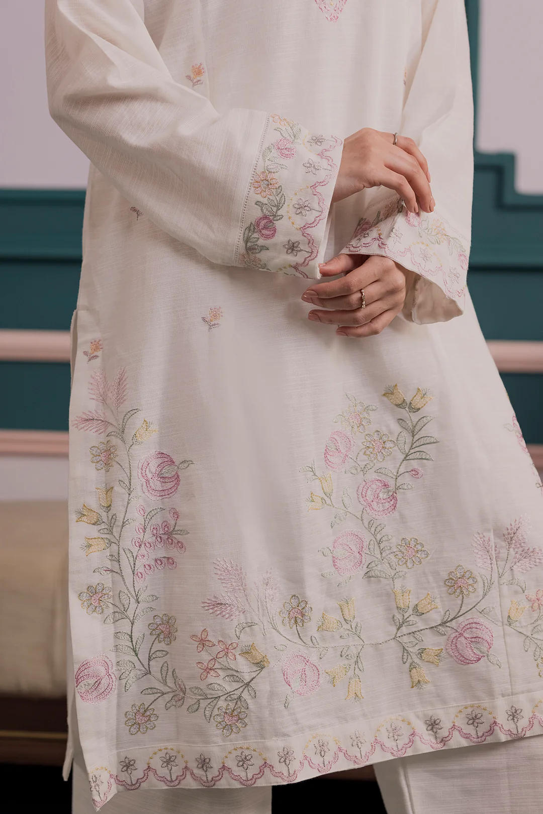 Embroidered Kurta Shawl Trouser - 2555 - Image 7