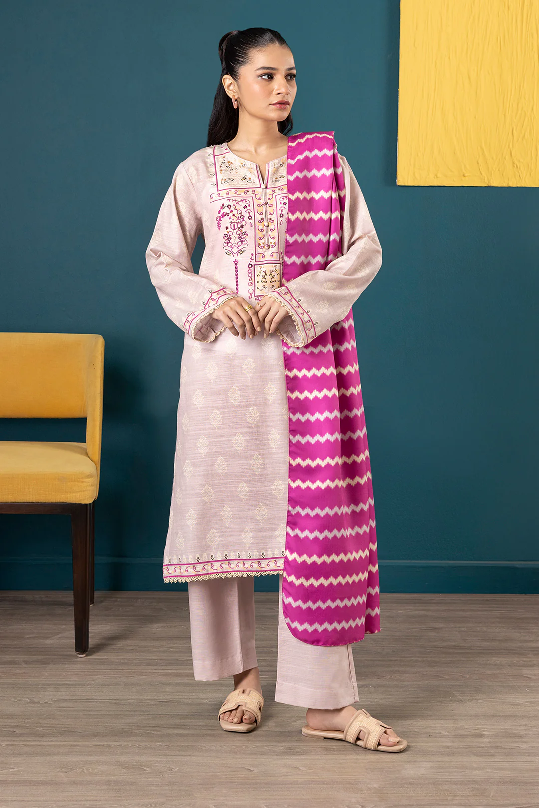Kurta Shawl Trouser - 2706 - Image 4