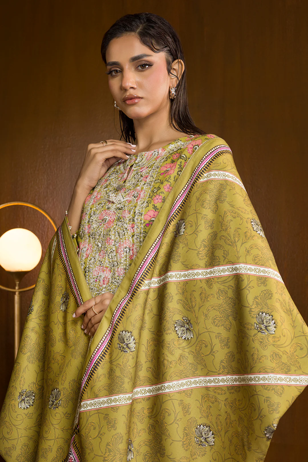 Embroidered Kurta Shawl - 3036 - Image 6