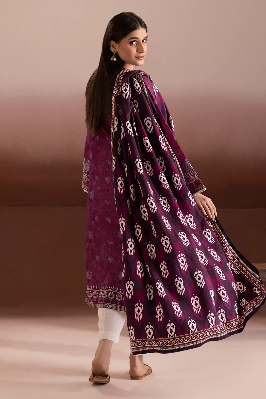 Embroidered Kurta Shawl - 3145 - Image 6
