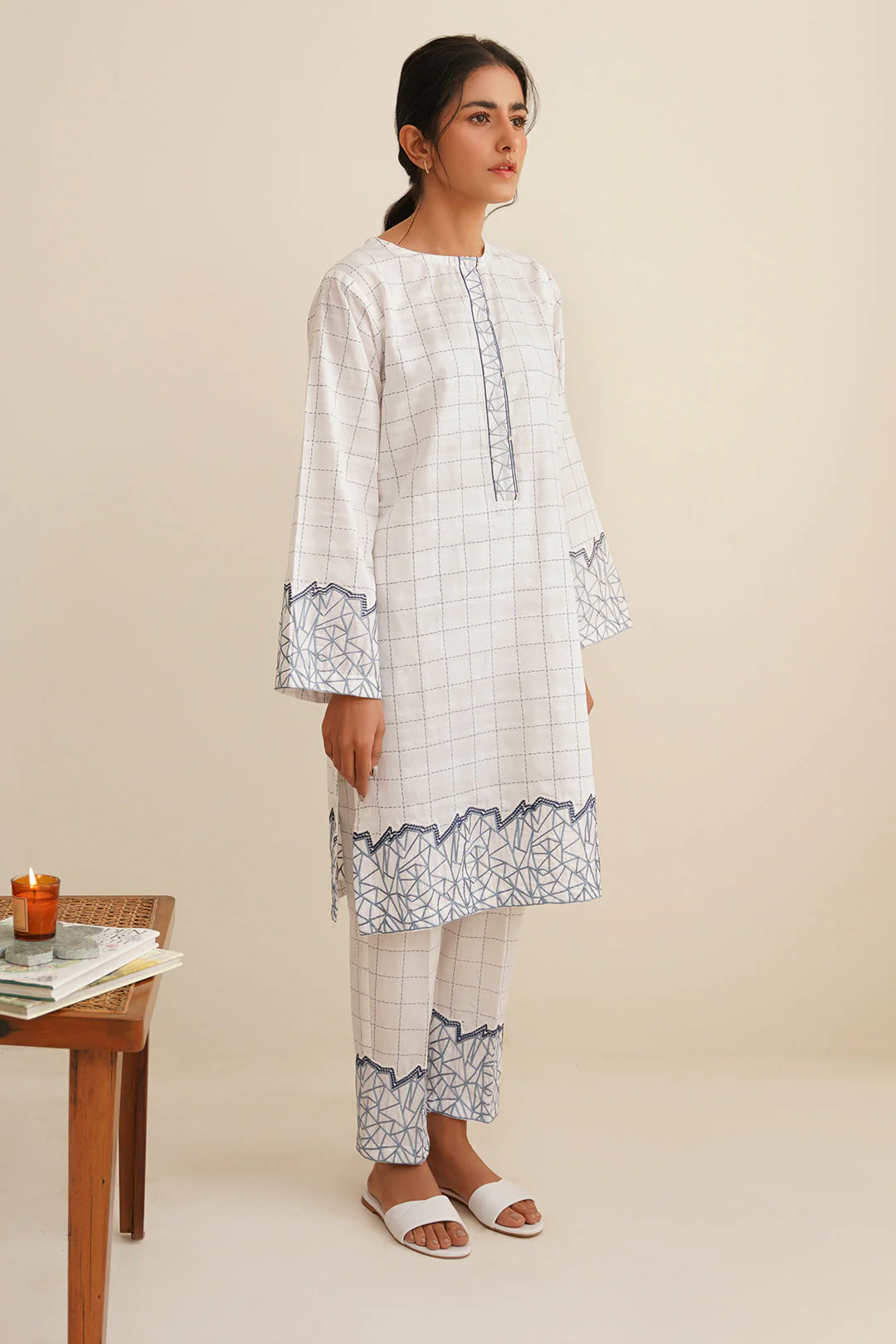 Embroidered Kurta Trouser - 0441 - Image 3