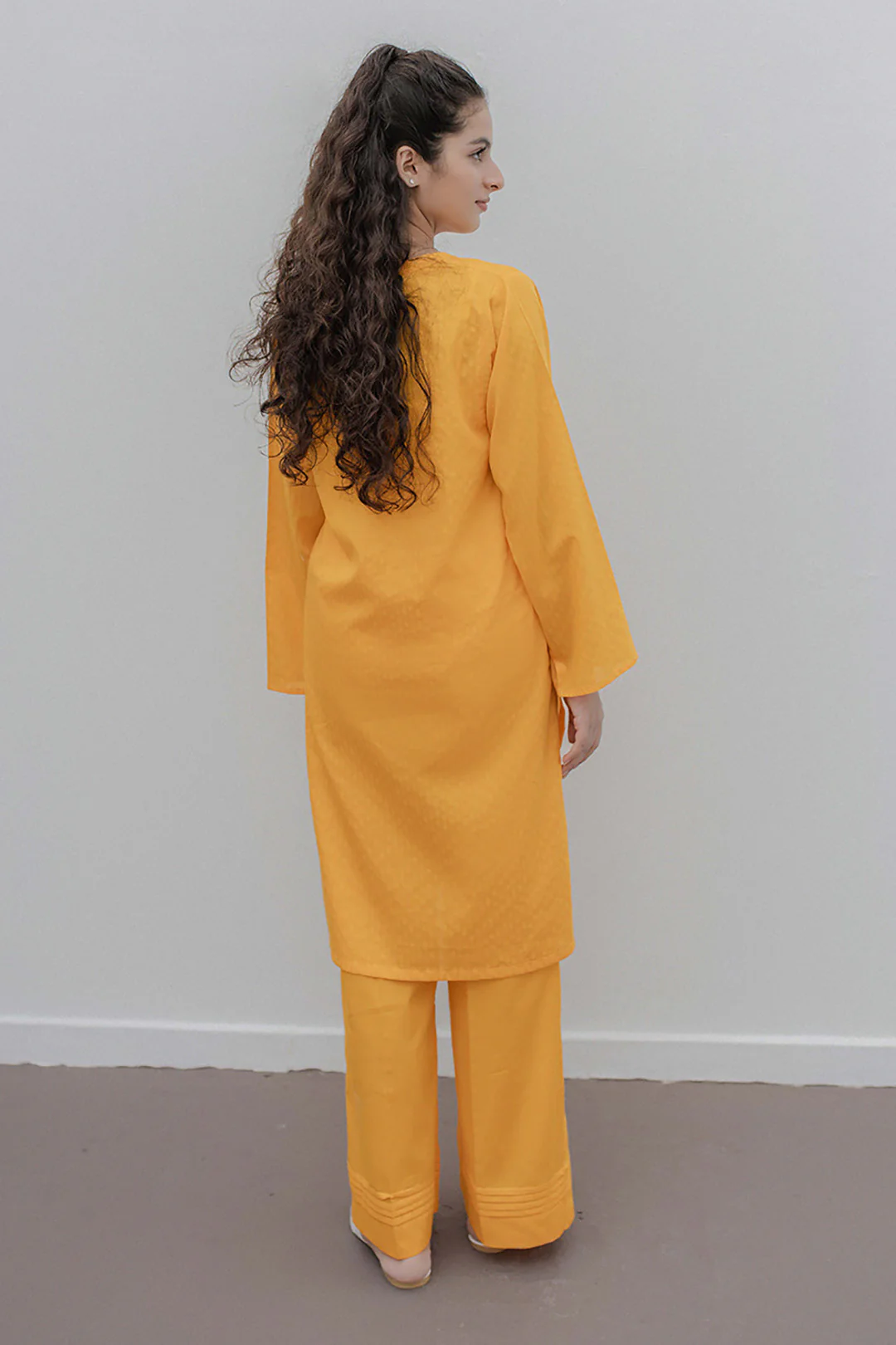 Embroidered Kurta Trouser - 0923 - Image 5