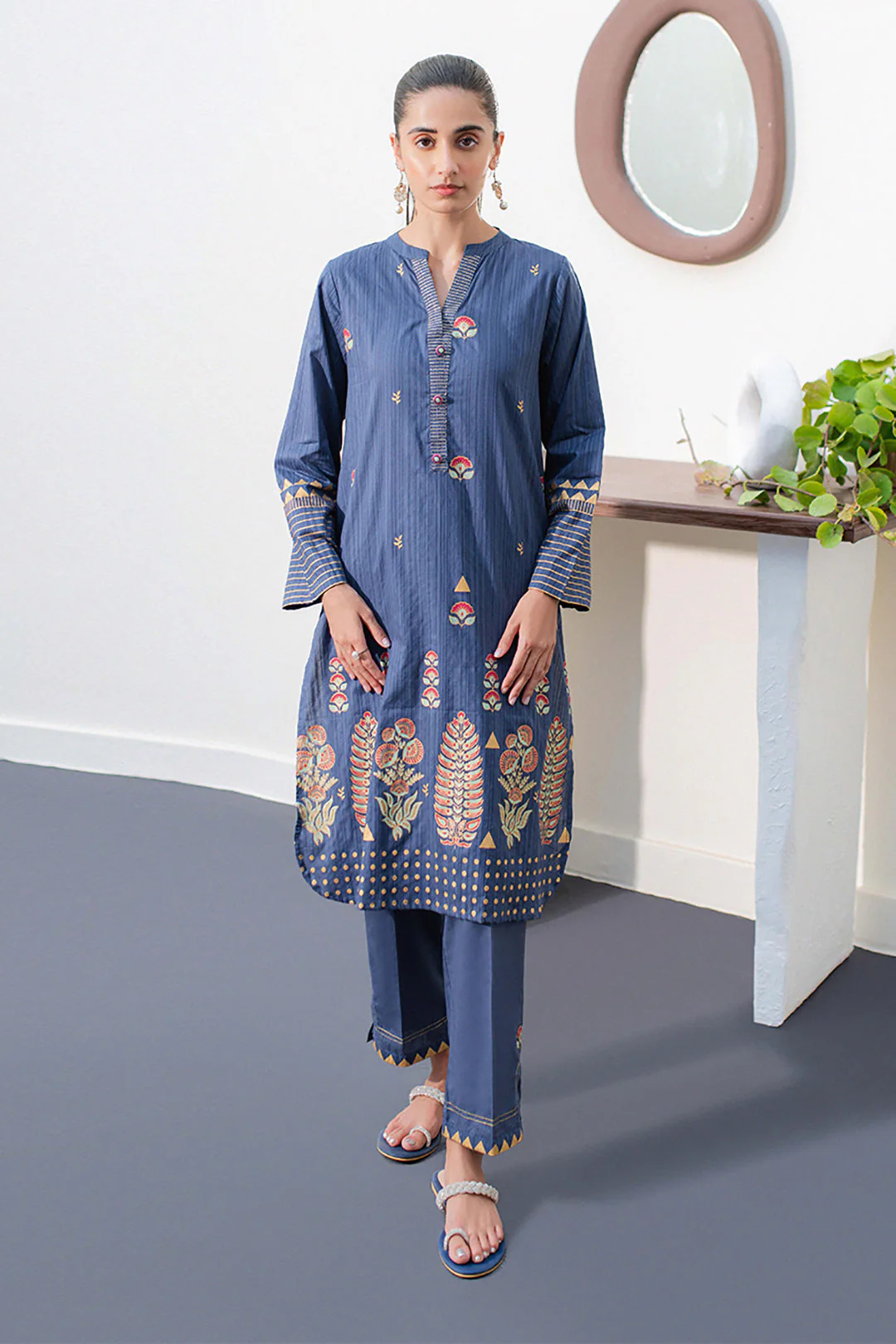 Embroidered Kurta Trouser - 0979 - Image 2