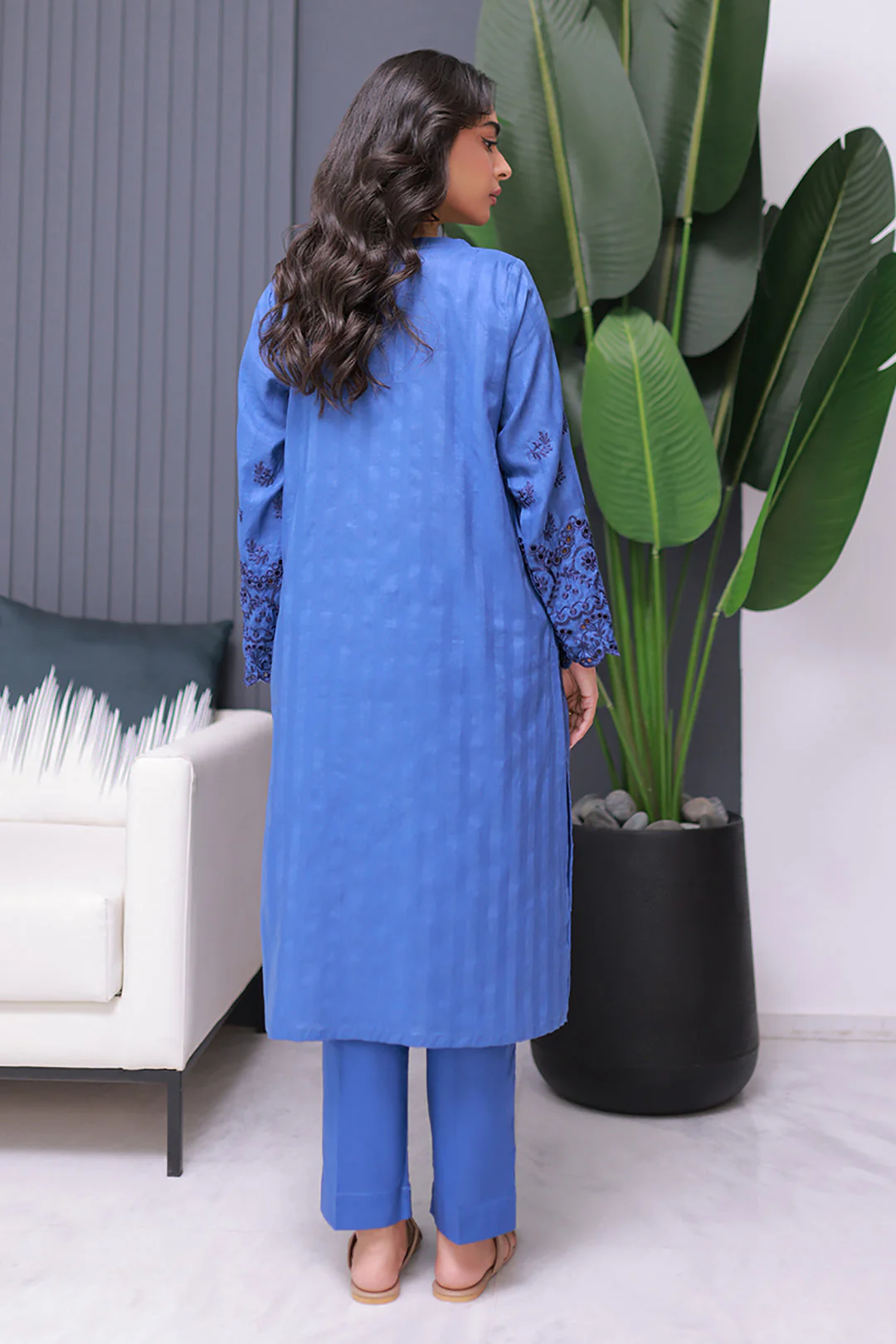 Embroidered Kurta Trouser - 1220 - Image 5