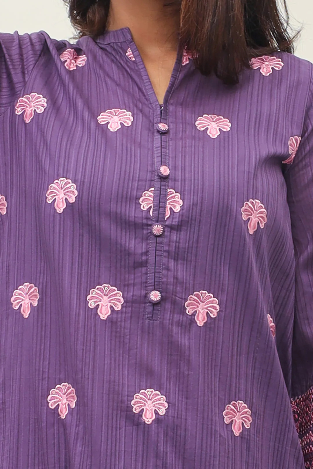 Embroidered Kurta Trouser - 1224 - Image 4