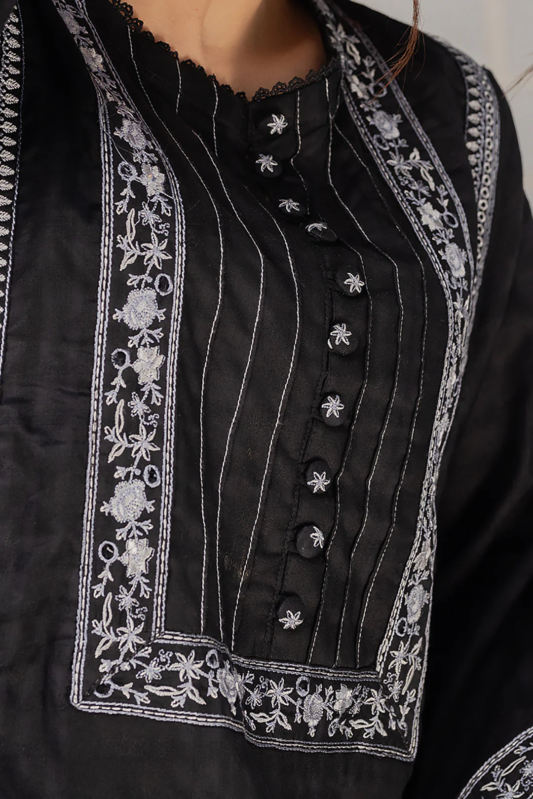Embroidered Kurta Trouser - 1240 - Image 4