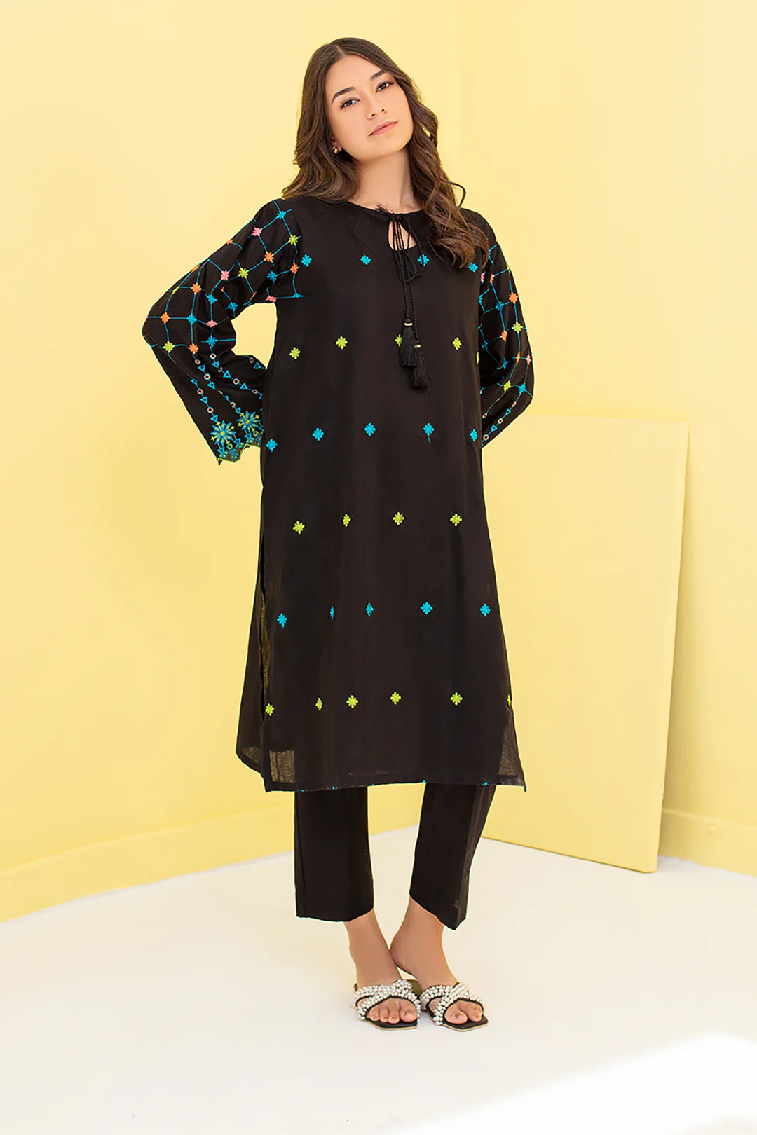 Embroidered Kurta Trouser - 1248 - Image 2