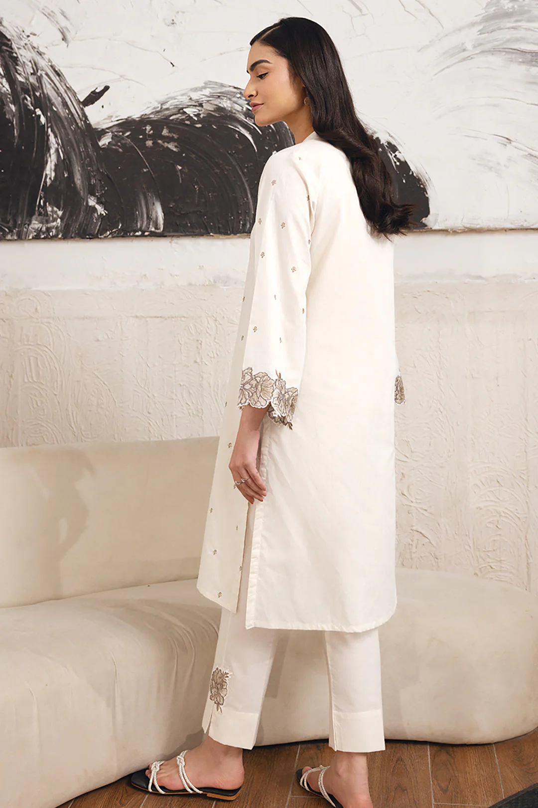Embroidered Kurta Trouser - 1271 - Image 5