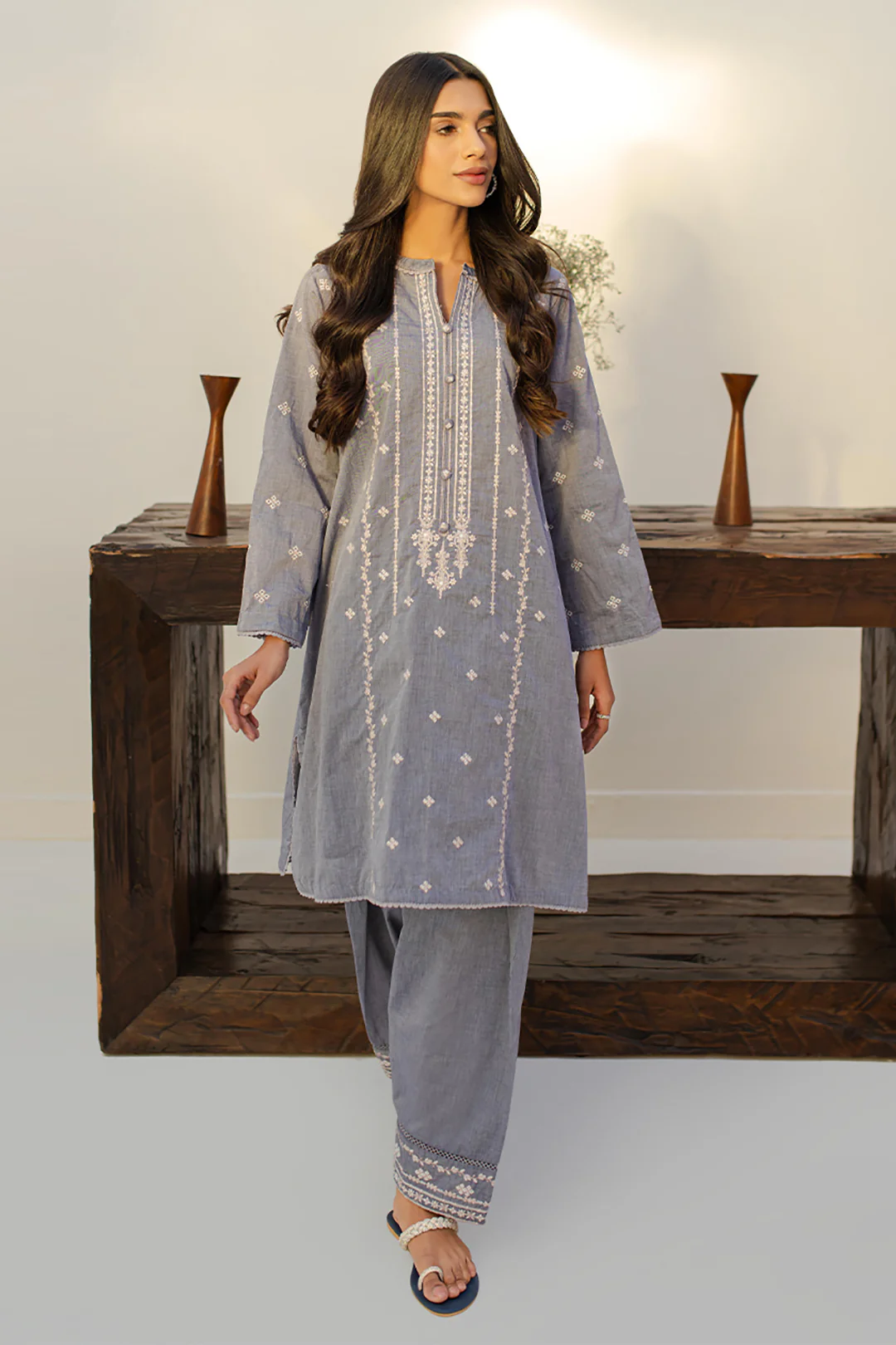 Embroidered Kurta Trouser - 1280 - Image 2