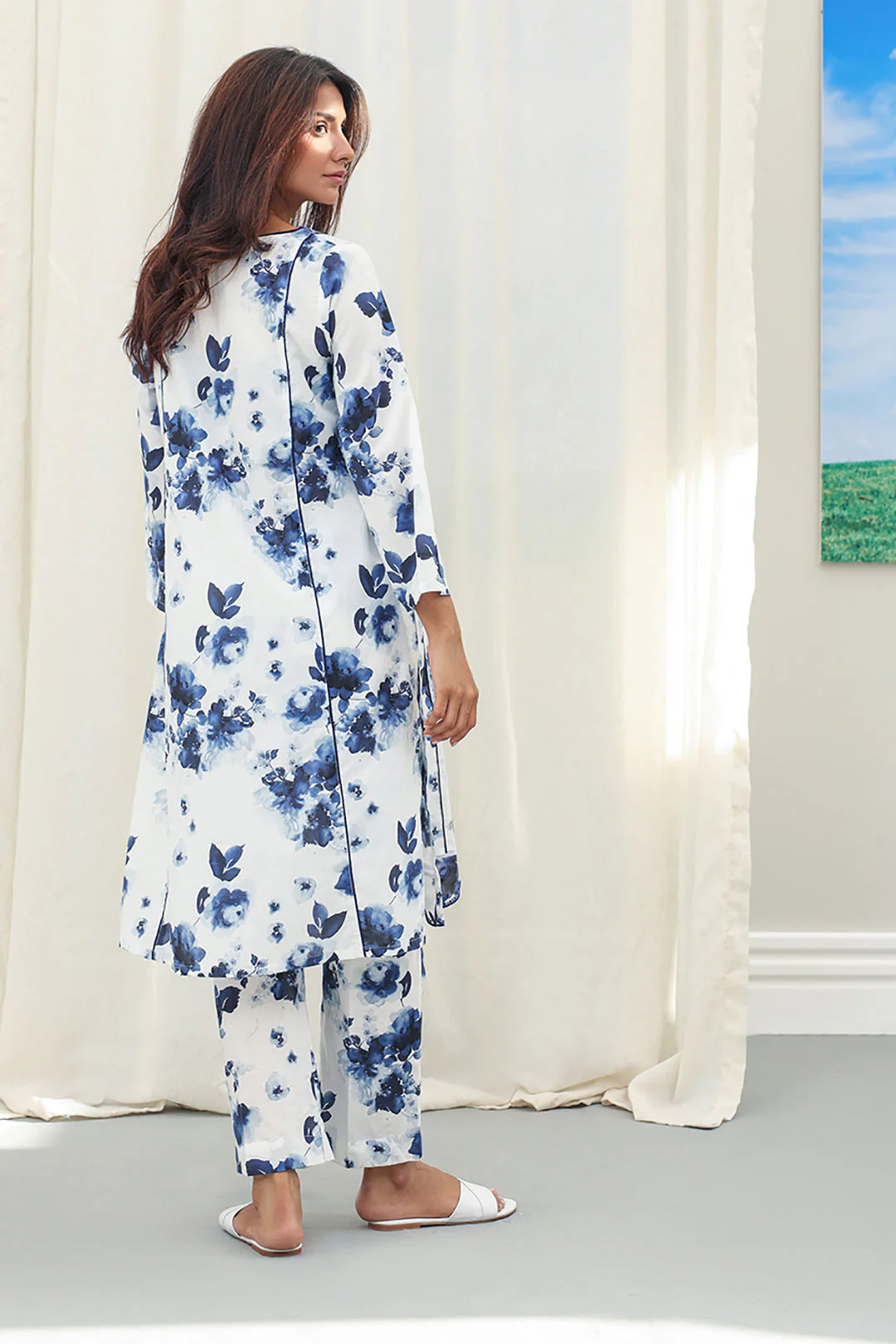 Embroidered Kurta Trouser - 1322 - Image 5