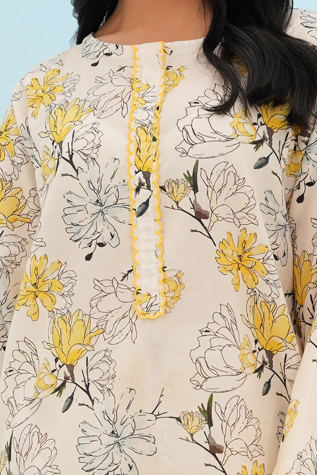 Embroidered Kurta Trouser - 1364 - Image 4