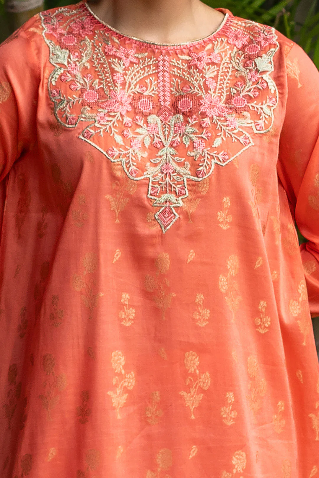 Embroidered Kurta Trouser - 3261 - Image 2