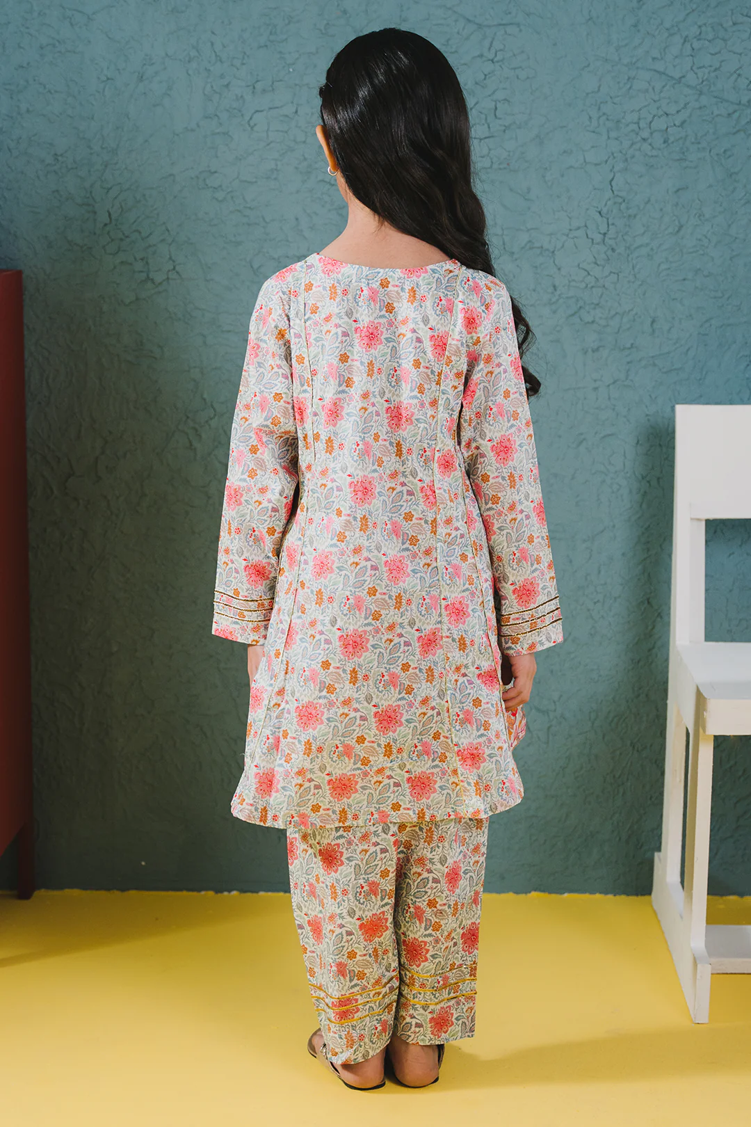Embroidered Kurta Trouser - 2430 - Image 7