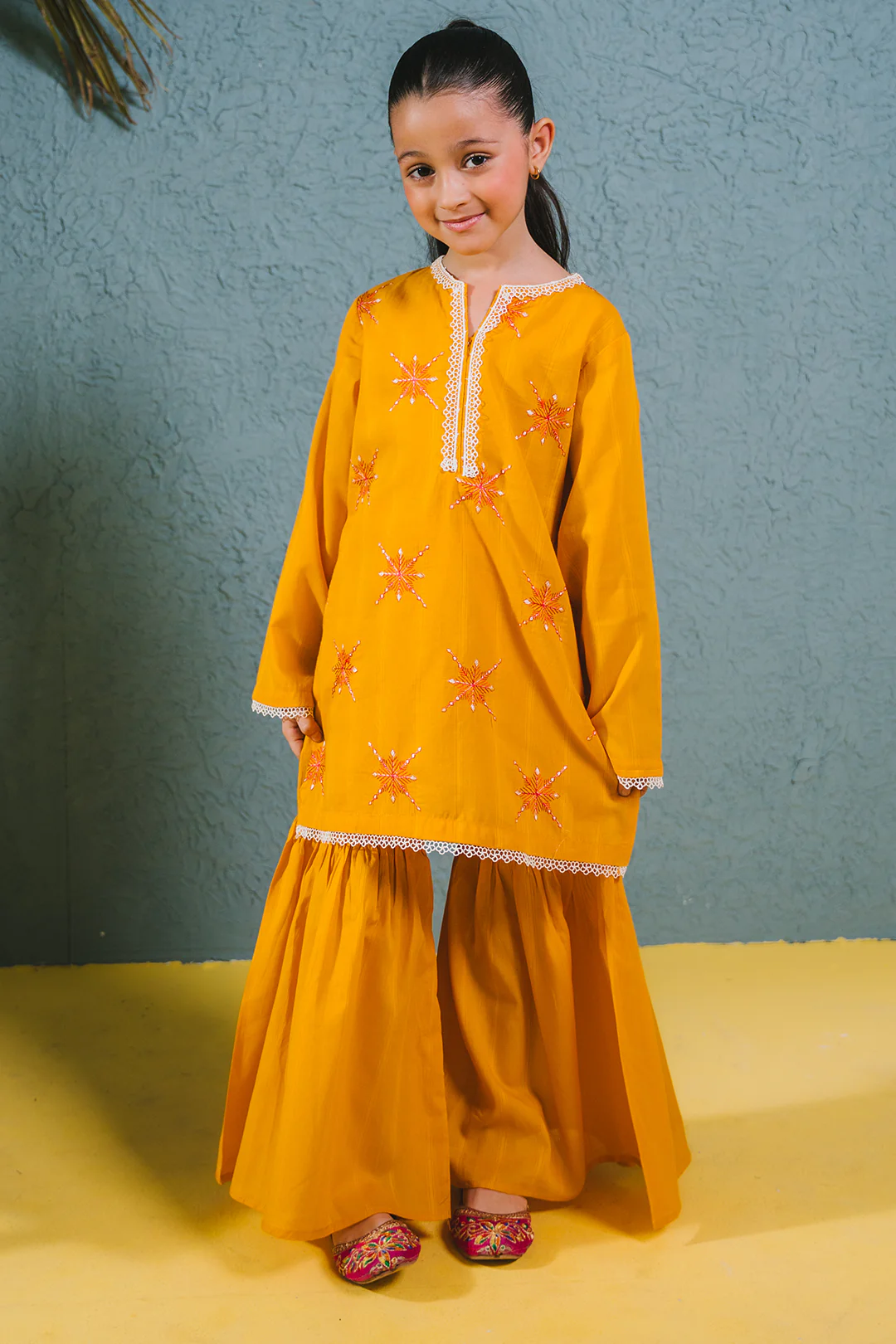 Embroidered Kurta Trouser - 2465 - Image 6