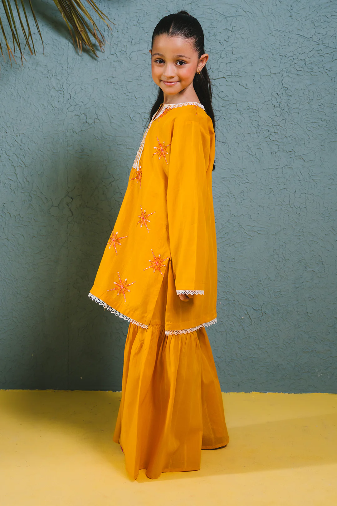 Embroidered Kurta Trouser - 2465 - Image 8